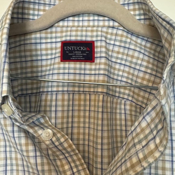 Men’s Untuck it button down - Picture 2 of 4